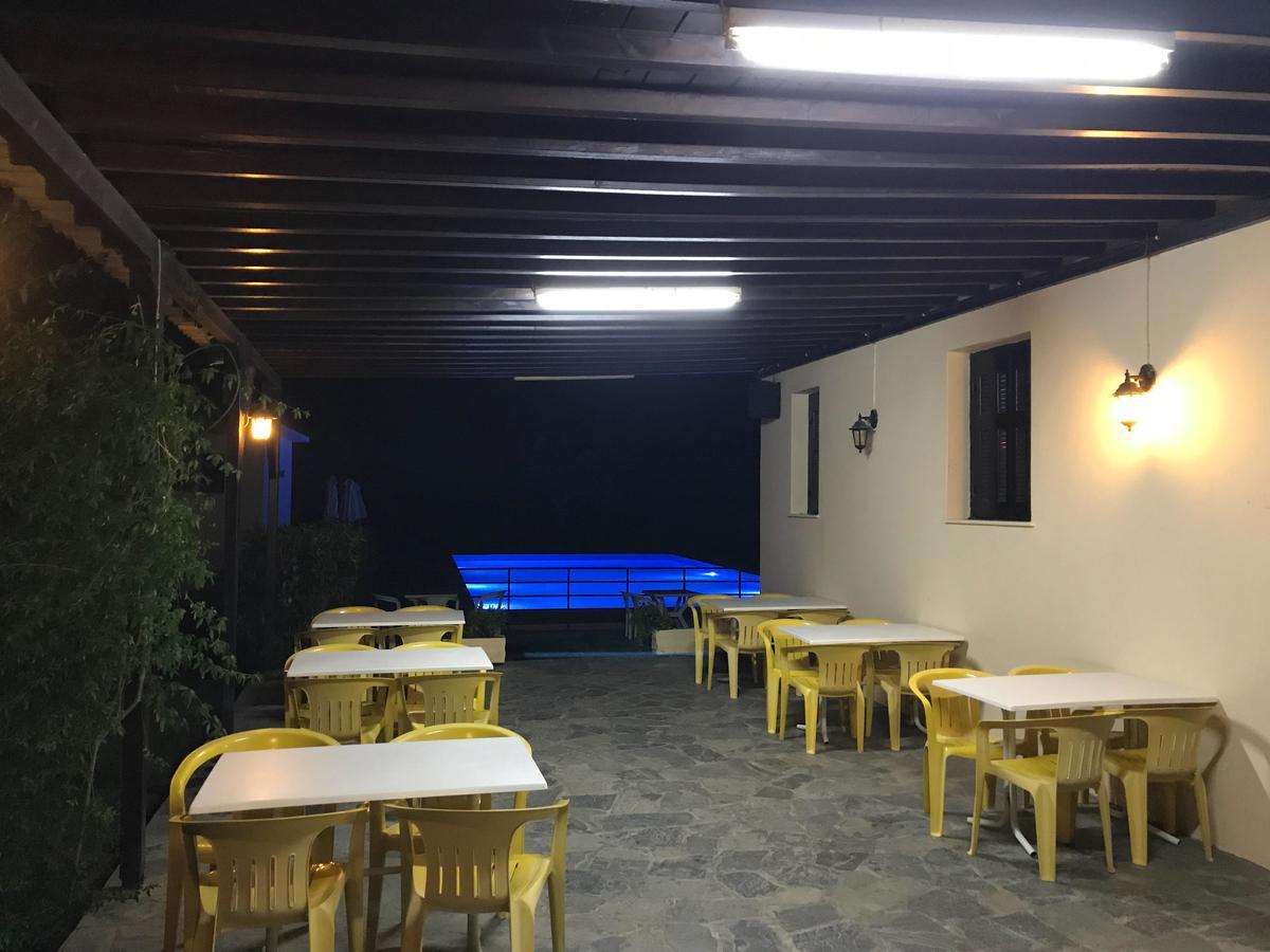 Camping & Bungalows Castle View Mistra Dış mekan fotoğraf