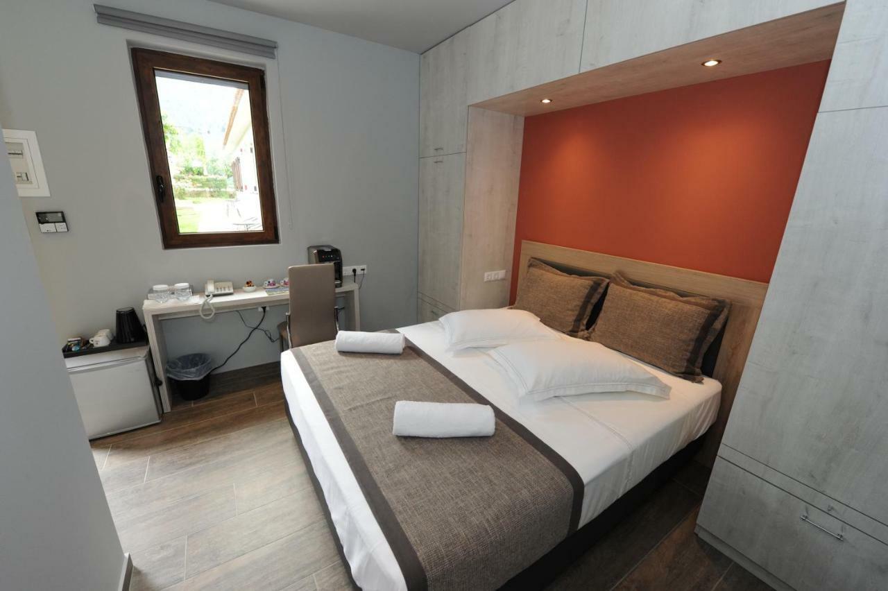 Camping & Bungalows Castle View Mistra Dış mekan fotoğraf