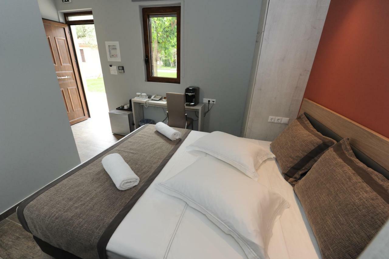 Camping & Bungalows Castle View Mistra Dış mekan fotoğraf