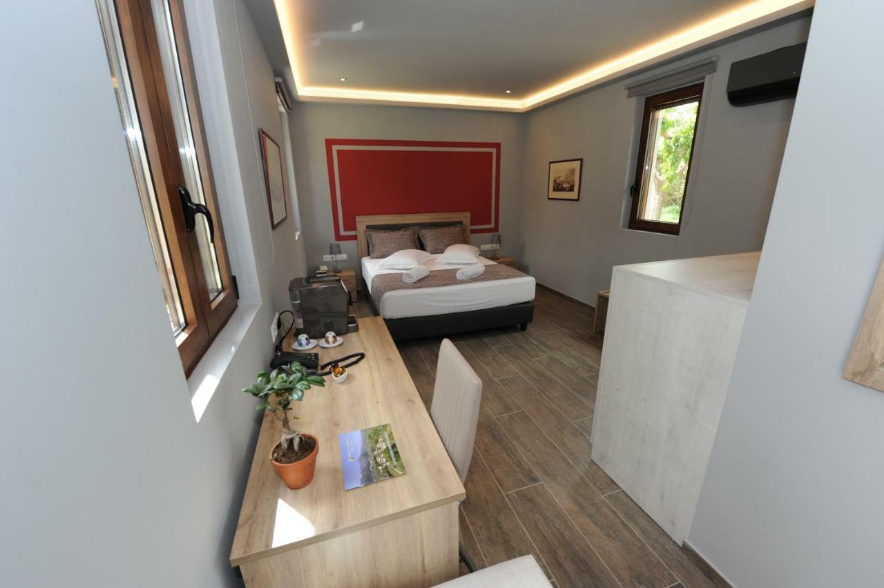 Camping & Bungalows Castle View Mistra Dış mekan fotoğraf